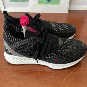 Puma running / athletic shoes